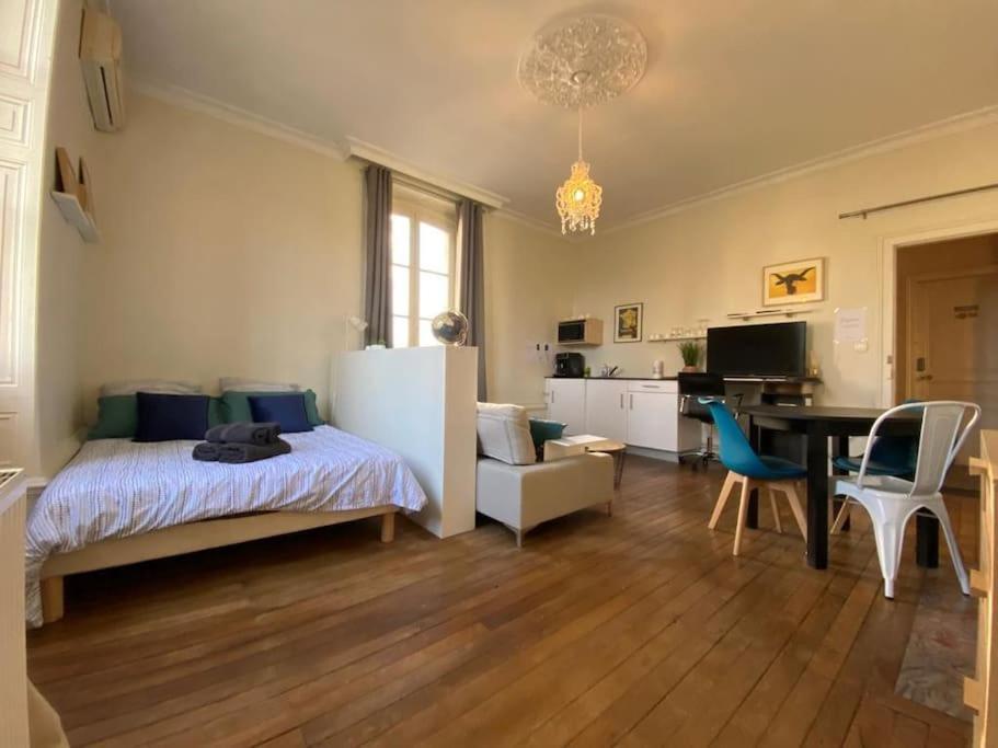#Le Maitre Du Navire - Grand Studio - Hyper Centre Daire Brive-la-Gaillarde Dış mekan fotoğraf